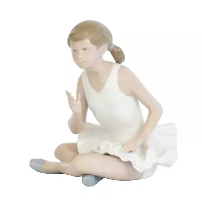 Buy NAO Lladro Figurine Ballerina Girl Sitting Porcelain Handmade Collectible Spain • 42.62£