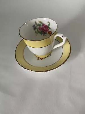 Buy Vintage New Chelsea Staffs Red Rose With Yellow Trim Teacup • 15.37£