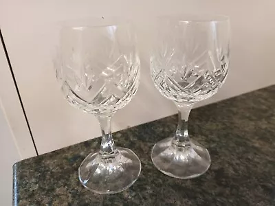 Buy 2 X Crystal Cut Glass Wine Glasses - B9 • 6£