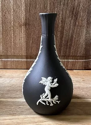 Buy Wedgwood Black Jasperware Rare Bud Vase • 10£