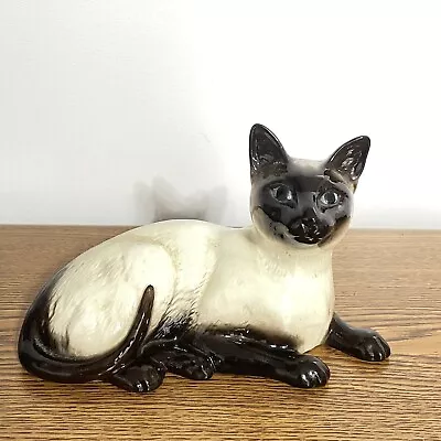 Buy Beswick England Siamese Ceramic Cat Figurine #1559 - 4  X 7  Laying Down • 30.73£