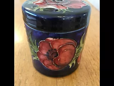 Buy Moorcroft Vintage Pottery Jar • 120£