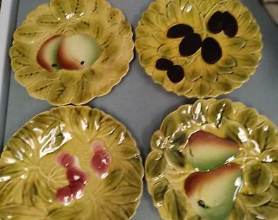 Buy Set Of Four Sarreguemines French Faïence Majolica Plates & Matching Charger  • 37.94£
