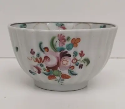 Buy Unmarked Famille Rose Pattern Fluted Porcelain Tea Bowl By New Hall • 19£