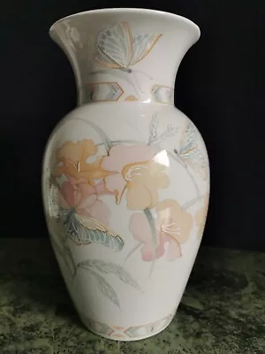 Buy Royal Winton Fine Ceramic Vase Pretty Butterfly & Flower Design Delicate Pattern • 9.80£