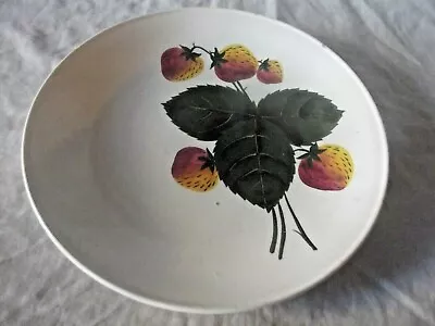 Buy  Vintage Wemyss Ware Bovey Plichta Wall Plate  Decorated With Strawberries • 44.95£