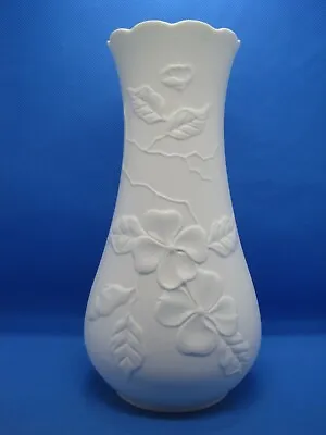 Buy AK Kaiser White Bisque Matte Finish Porcelain Vase Embossed Dogwood Pattern • 30.74£