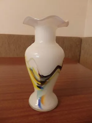 Buy Vintage Dalian 'snowflake' Design Art Glass Vase • 25£
