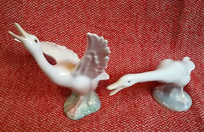 Buy 2 X Lladro Swans (one Ready To Fly, One Not) Circa 1974 • 9.99£