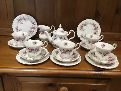 Buy Royal Albert Lavender Rose Tea Set 17pce • 50£