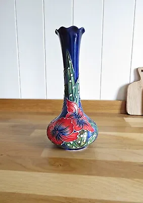 Buy Old Tupton Ware Hibiscus Table Vase • 12£