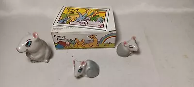 Buy Wade Happy Families Mouse Set Boxed VGC  • 5£