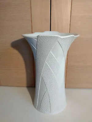 Buy Kaiser White Bisque Porcelain Vase M Frey Number 0778 • 22.52£