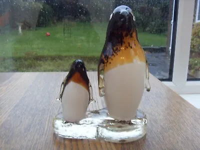 Buy Art Glass Murano? Emperor Penguins Mom & Baby On Ice Flow Base?  (a Small Fault) • 5.99£