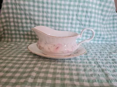 Buy Royal Stafford Gravy Boat With Drip Stand • 9.99£