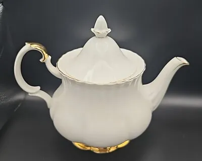 Buy Vintage Royal Albert 1950's  Val D'or Val D Or  Large Teapot 2½Pint  Montrose • 50£