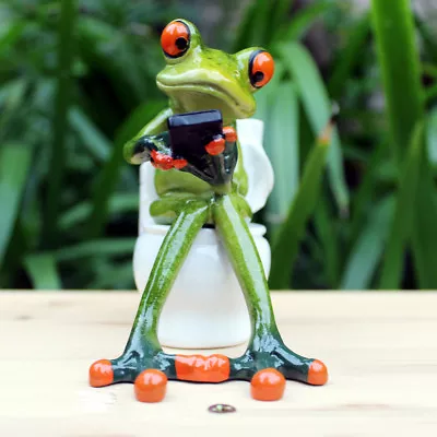 Buy 3D Frog Figurines Crafts Sitting Toilet Ornaments Home Decor Resin Crafts A • 12.97£