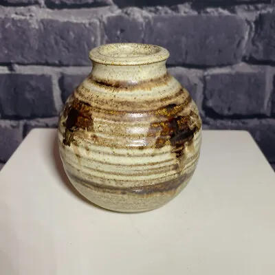 Buy A Vintage Canterbury Studio Pottery Small Vase In Very Good Condition. • 12£