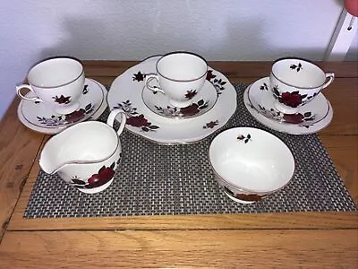 Buy COLCLOUGH 11 PIECES WITH RED ROSES Pattern Including Sugar Bowl And Milk Jug • 15£