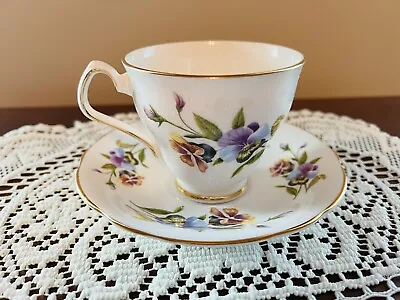 Buy Hammersley & Co. Bone China, Made In England Sweet Pea, Gold Trim, Footed • 14.23£