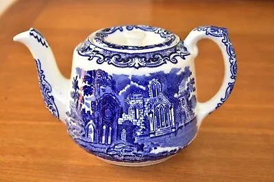 Buy George Jones & Sons Abbey 1790 Teapot • 18£