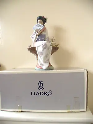 Buy LLADRO Figurine #5327,Nippon Lady -BOXED • 89£