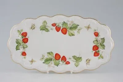 Buy Queens - Virginia Strawberry - Gold Edge - Embossed - Tray (Giftware) - 65182G • 40.75£