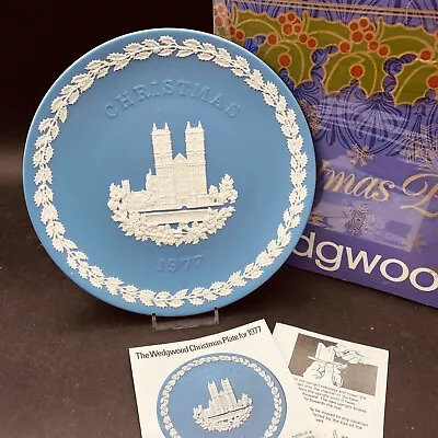 Buy WEDGWOOD Jasperware Westminster Abbey Christmas Plate 1977 Boxed COA & Stand • 21.47£