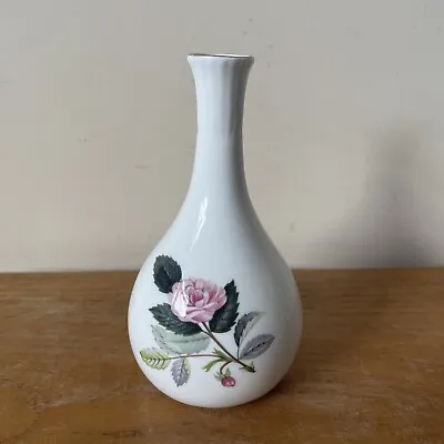 Buy Vintage  1970's 13cm/5” Wedgwood Rare Bud Vase Hathaway Rose Design Pattern • 12.50£