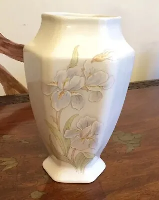 Buy Vintage White Melba Ware Vase- Lillies Design- Hexagonal - 15cm Tall • 3£