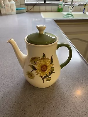 Buy Wedgwood Susie Cooper Sunflower Teapot  • 35£