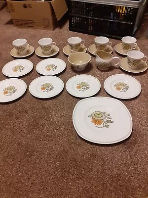 Buy Vintage Susie Cooper Sunflower 6 Footed Tea Cups +saucers + Side Plates+plate  • 16.99£