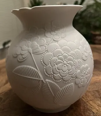 Buy Kaiser White Embossed Etched Flower Blossom Round Vase West Germany • 38.43£