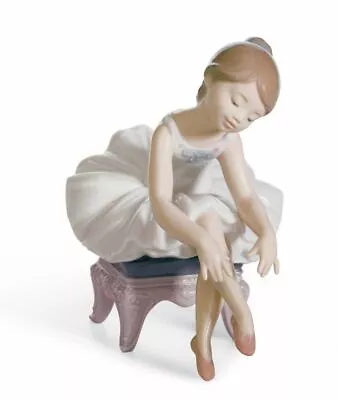 Buy Lladro Porcelain Figurine Little Ballerina 1 01008125 Was £310.00  Now £279.00 • 279£