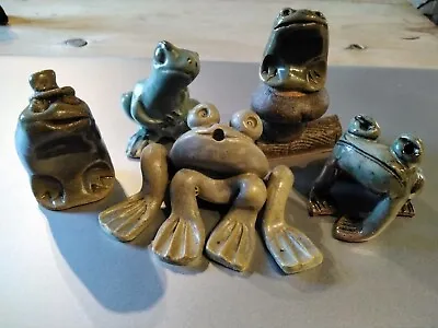 Buy Four Funky Frog Figurines - Pottery • 6£