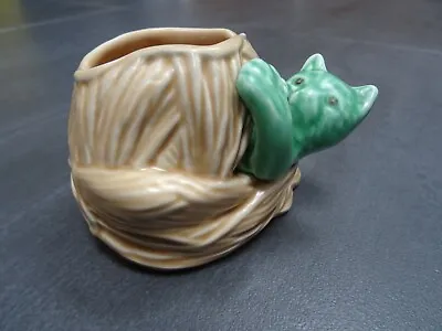 Buy Sylvac Pottery Model No. 3168 - Green Kitten Cat In Brown Ball Of Wool Posy Vase • 9£