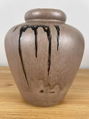 Buy Blue Mountain Pottery Canada BMP Bulbous Vase Mocha Brown Drip Glaze 9  Tall • 57.18£