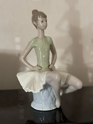 Buy Lladro Ballerina Figurine, Sitting Ballerina • 100£