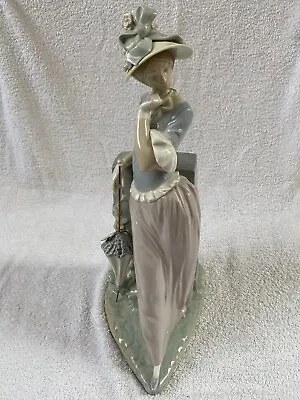 Buy Lladro Figurine Woman In Aesthetic Pose  Victorian Lady Parasol  Model #4850 • 90£