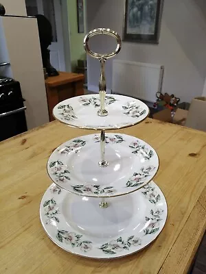 Buy Crown Staffordshire CHRISTMAS ROSE Three Tier Cake Stand • 27.95£