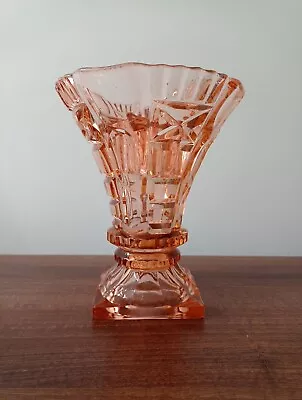Buy Art Deco Peach Glass Vase  • 25£