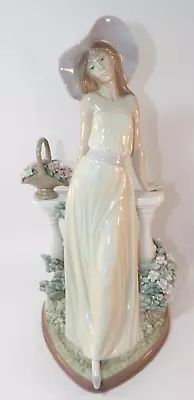 Buy Lladro 35cm Romantic Lady Figurine 5378 Time For Reflection  & Box C1990's VGC • 199.99£