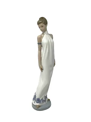 Buy Nao By Lladro Elegance Figurine No 1205 Made In Spain SU689 RARE • 49.99£