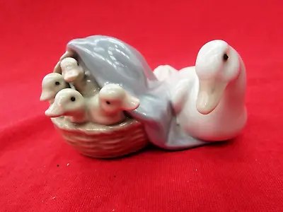 Buy LLADRO   Ducklings  In Basket With Mother Duck 4895 Figurine • 9.99£