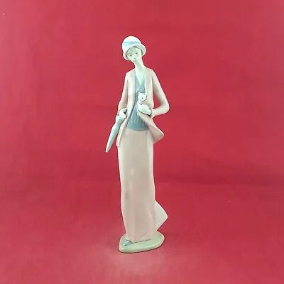 Buy Lladro Nao Figurine 1232 Autumn Stroll Lady In Pink Dress (Chipped) - 7595 L/N • 60£