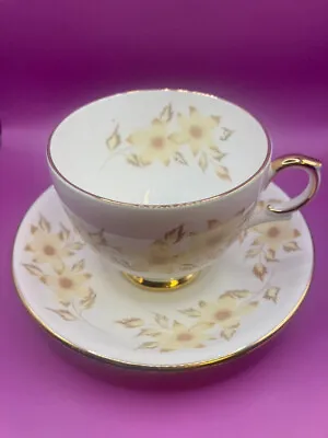 Buy VTG Crown Staffordshire Yellow Flower Tea Cup & Saucer Gold Trim Fine Bone China • 12.48£