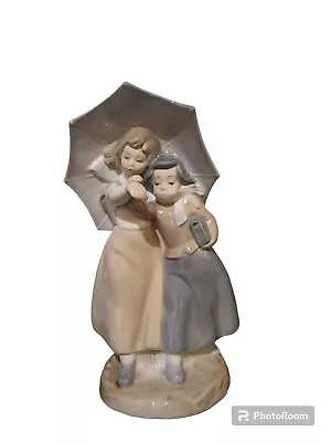 Buy Zaphir By Lladro “It’s Raining” Figurine Made In Spain • 42.50£