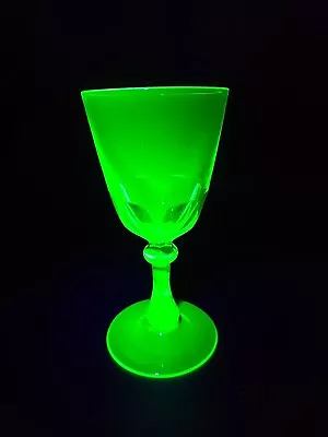 Buy Antique Victorian Uranium Vaseline Glass  Thumb Print Pattern Wine Glass H5   • 50£