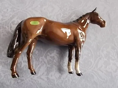 Buy Beswick Large  Huntsman Horse  Facing Right - Model: 1484 Brown Gloss • 22£