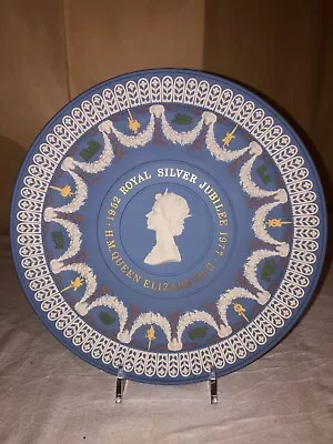Buy Wedgwood Jasperware Silver Jubilee 5 Color Plate-Tricolor-1977-Queen Elizabeth 2 • 704.02£